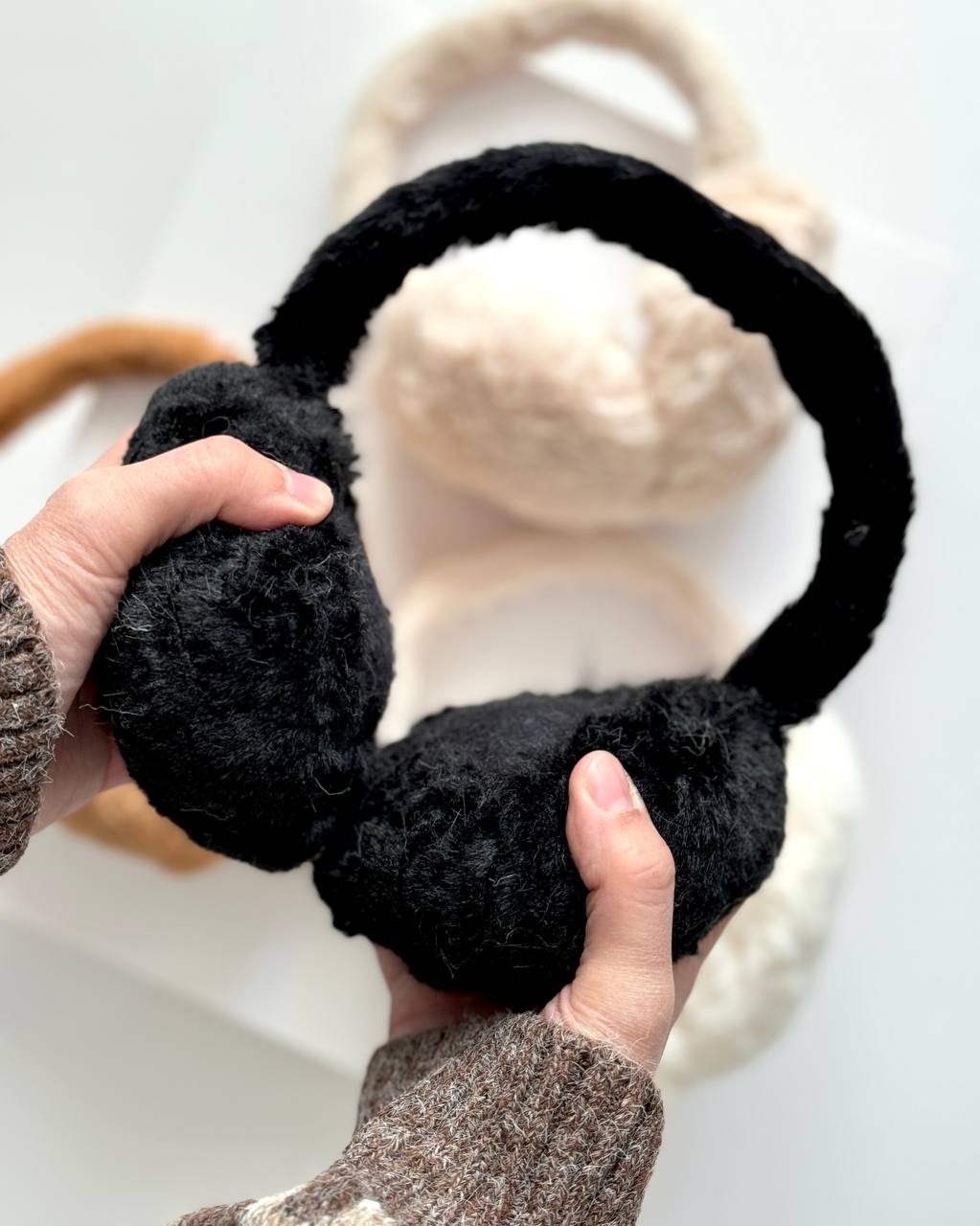 گوشگیر تاشوی پشمی کد 1306 - تصویر 4